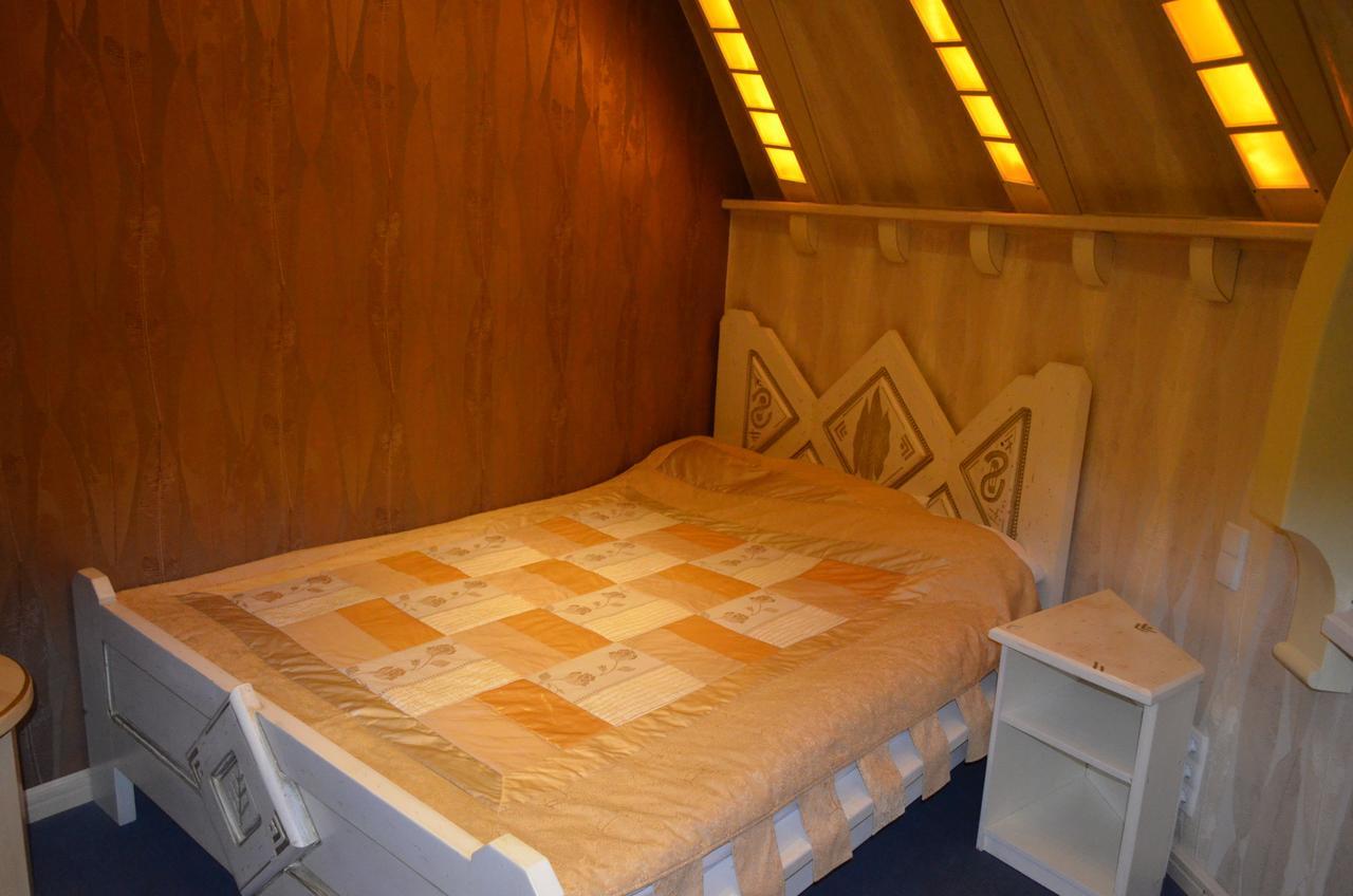Hotel Veles Zolotonosha Zimmer foto